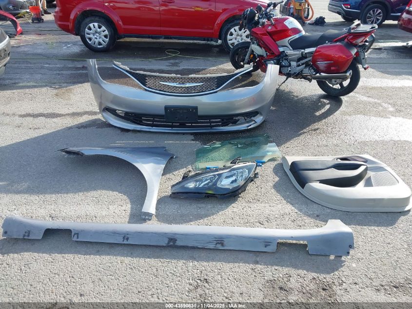 2018 Chrysler Pacifica Touring VIN: 2C4RC1DG7JR173906 Lot: 43590831