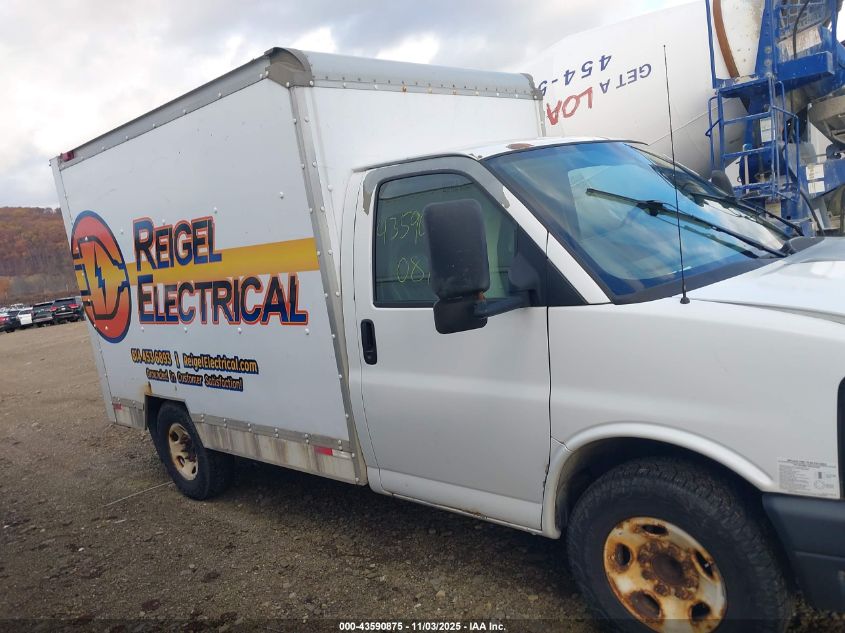 2008 GMC Savana Cutaway Work Van VIN: 1GDGG31C181914599 Lot: 43590875