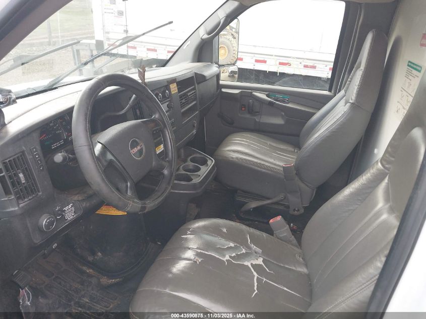 2008 GMC Savana Cutaway Work Van VIN: 1GDGG31C181914599 Lot: 43590875