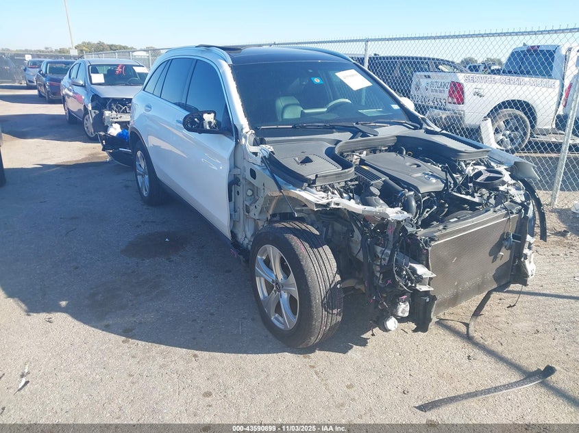 2018 MERCEDES-BENZ GLC 300 - WDC0G4JB2JV018453