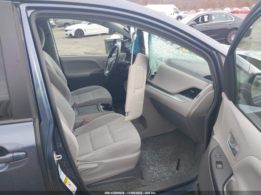 2016 TOYOTA SIENNA LE 7 PASSENGER 5TDJK3DC4GS136708