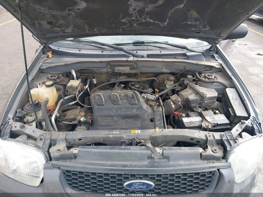 2004 Ford Escape Xls VIN: 1FMYU92154KB88201 Lot: 43591000