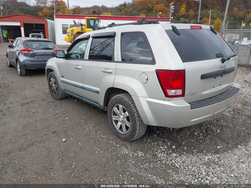 1J8GR48K68C153681 2008 JEEP GRAND CHEROKEE photo no. 3