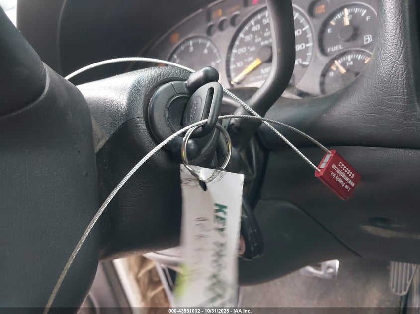 2000 Chevrolet Blazer Lt VIN: 1GNDT13WXY2308718 Lot: 43591032