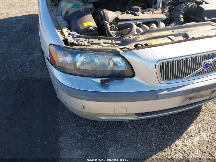 2001 Volvo V70 2.4 VIN: YV1SW61N512059498 Lot: 43591047