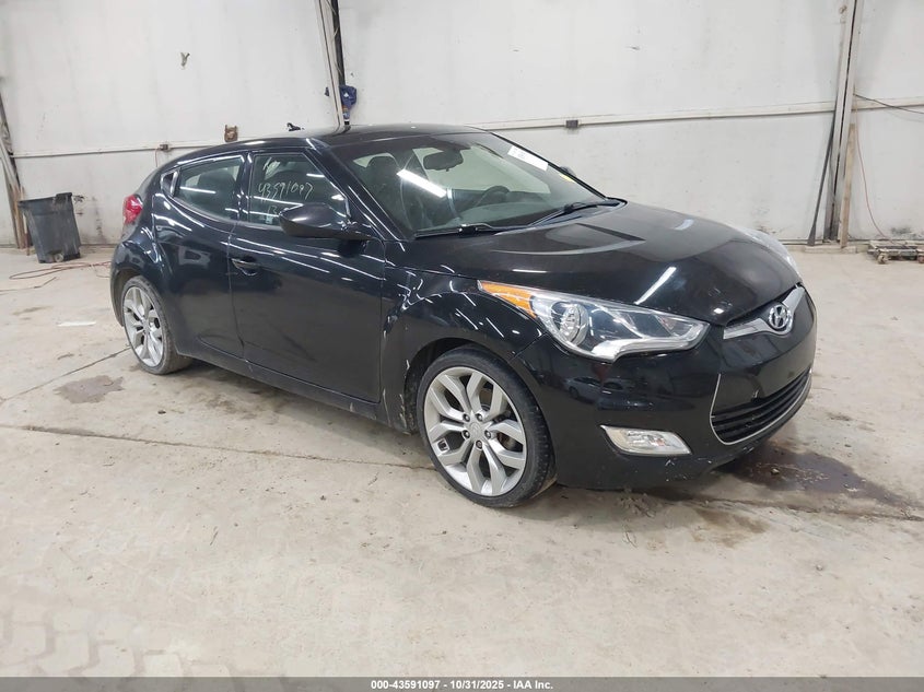 HYUNDAI VELOSTER BASE W/BLACK