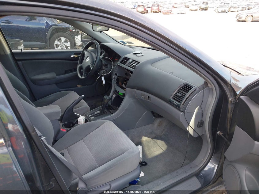 1HGCM56435A146243 2005 HONDA ACCORD photo no. 5