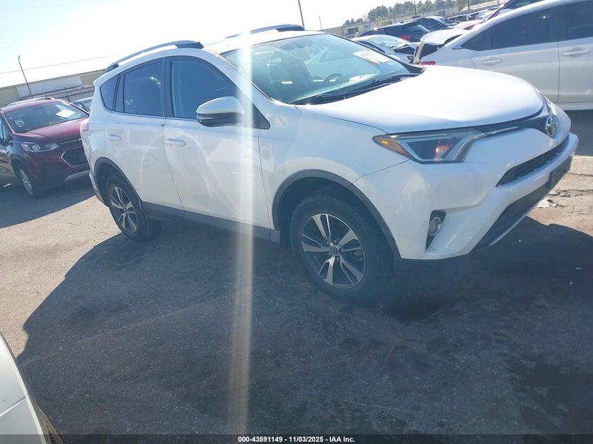 TOYOTA RAV4 XLE