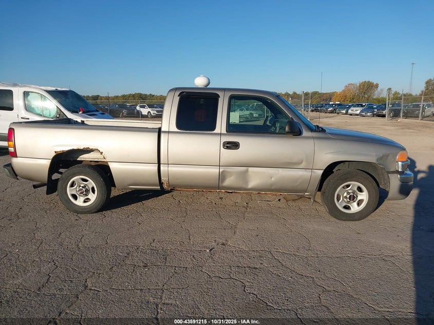 2003 GMC Sierra 1500 Work Truck VIN: 2GTEC19XX31319126 Lot: 43591215