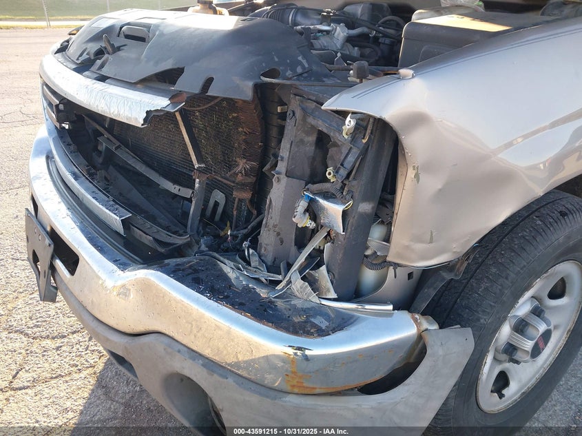 2003 GMC Sierra 1500 Work Truck VIN: 2GTEC19XX31319126 Lot: 43591215