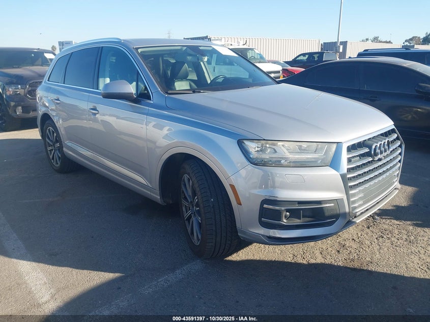 AUDI Q7 3.0T PREMIUM
