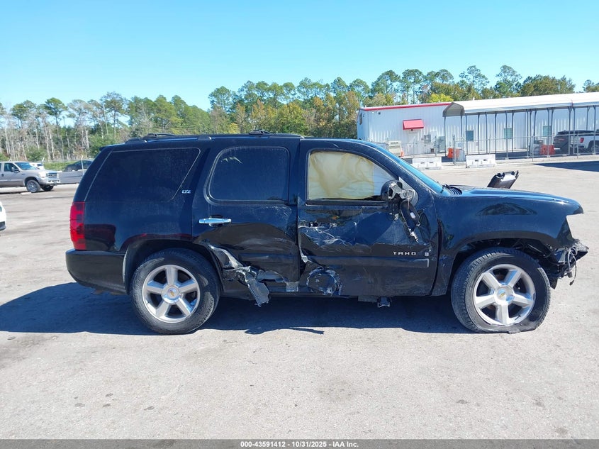2008 Chevrolet Tahoe Ltz VIN: 1GNFK13078R117501 Lot: 43591412