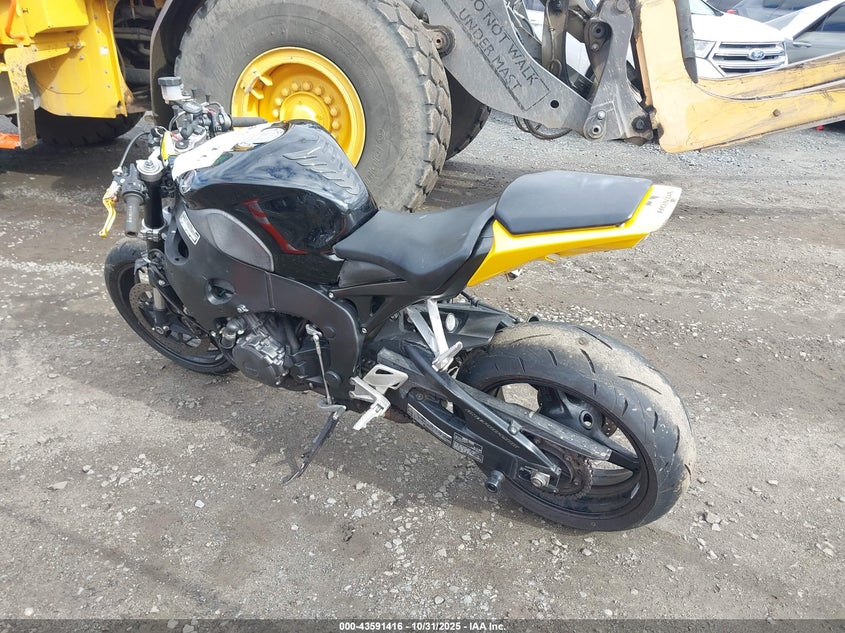 JH2SC59078M009435 2008 HONDA CBR photo no. 3