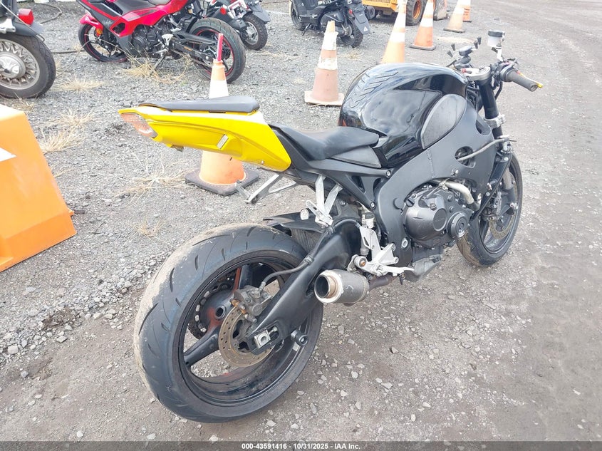 JH2SC59078M009435 2008 HONDA CBR photo no. 4