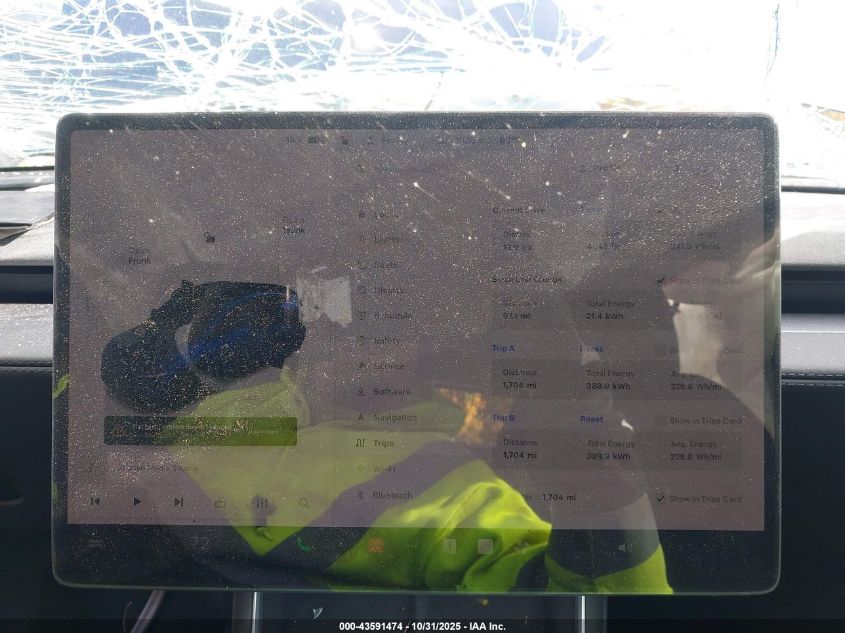 2026 Tesla Model Y Long Range Dual Motor All-Wheel Drive VIN: 7SAYGDED9TA486086 Lot: 43591474