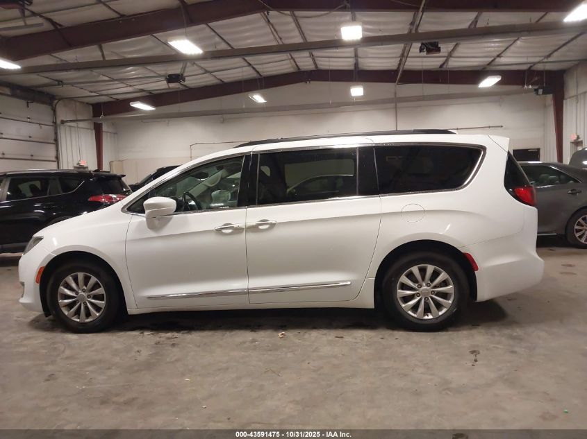 2017 Chrysler Pacifica Touring-L VIN: 2C4RC1BG0HR794191 Lot: 43591475