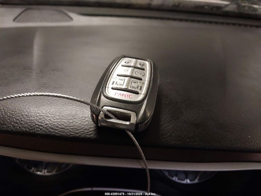 2017 Chrysler Pacifica Touring-L VIN: 2C4RC1BG0HR794191 Lot: 43591475