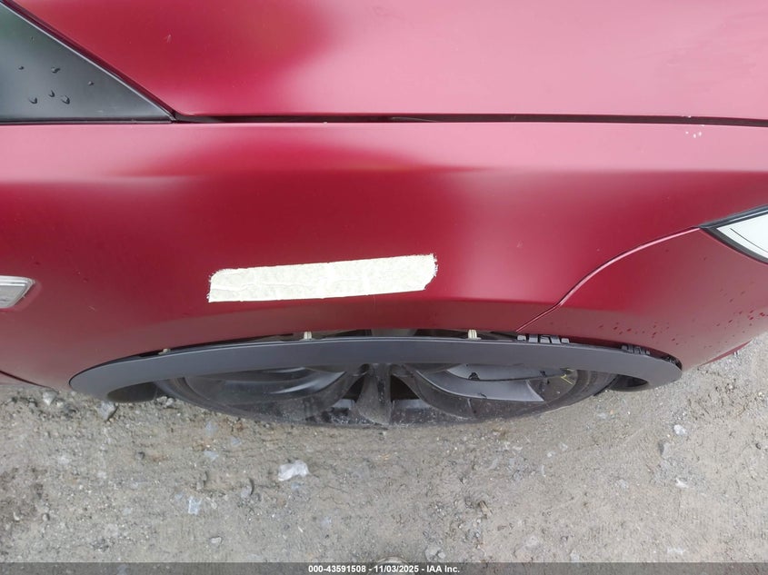 2016 Tesla Model X 60D/P100D/P90D VIN: 5YJXCAE41GFF00061 Lot: 43591508