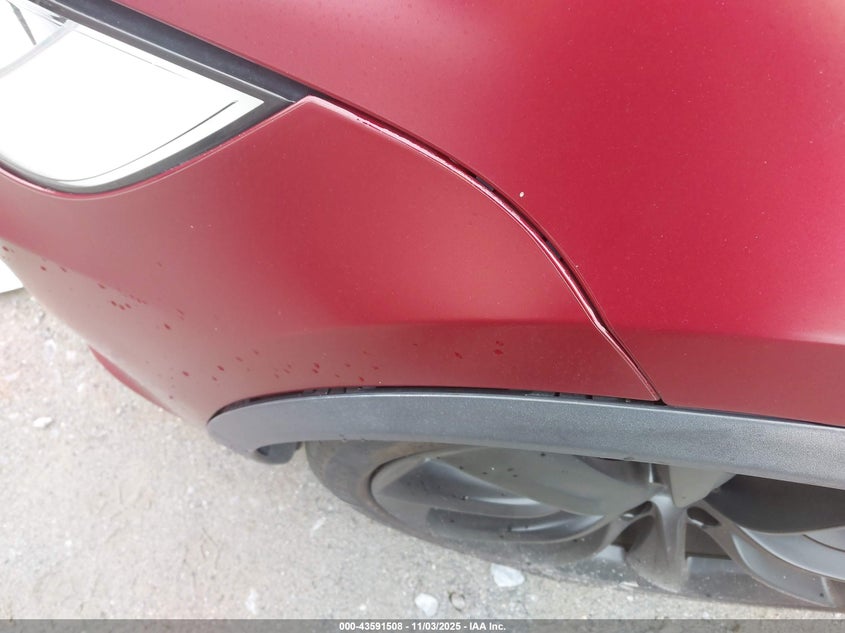 2016 Tesla Model X 60D/P100D/P90D VIN: 5YJXCAE41GFF00061 Lot: 43591508