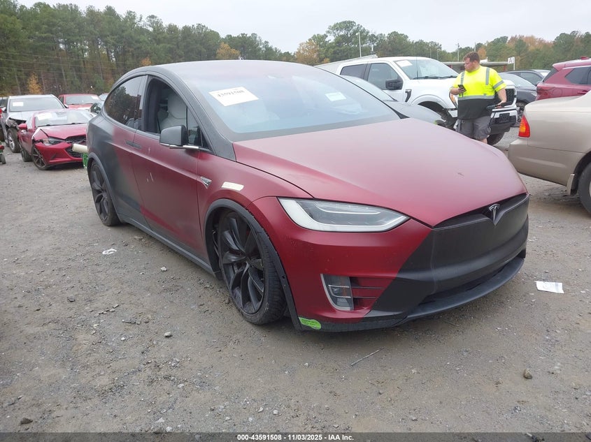 2016 TESLA MODEL X 60D/P100D/P90D - 5YJXCAE41GFF00061