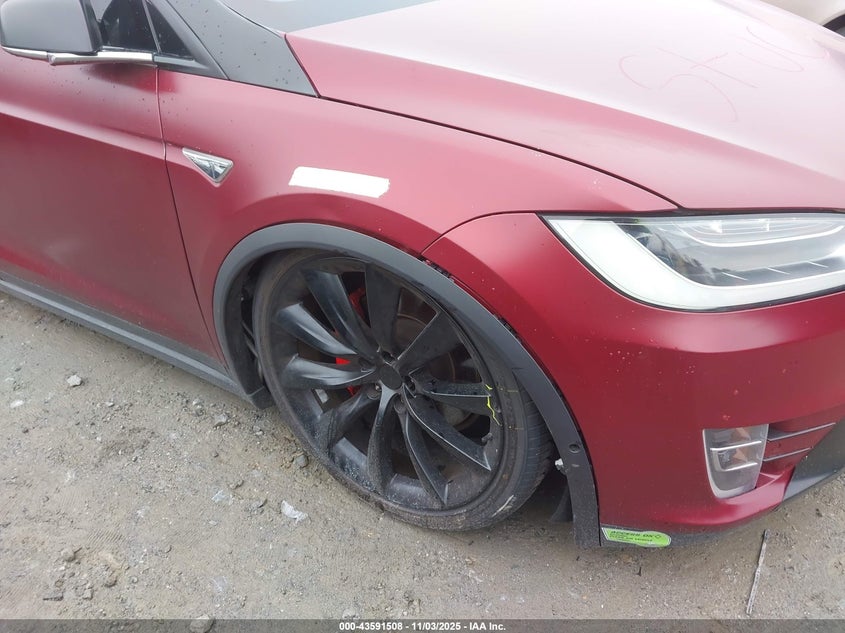 2016 Tesla Model X 60D/P100D/P90D VIN: 5YJXCAE41GFF00061 Lot: 43591508