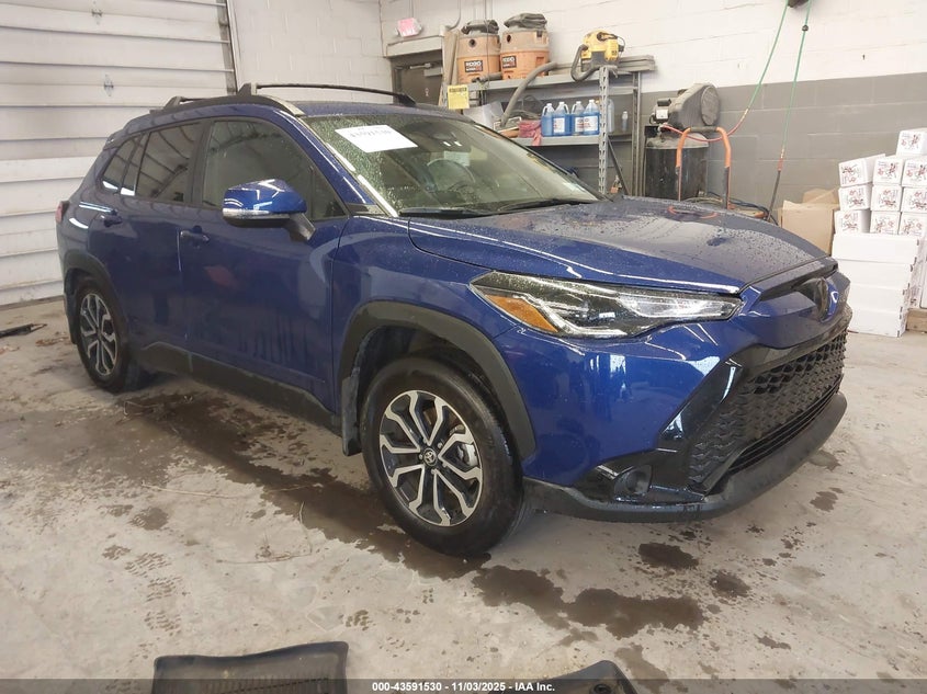 TOYOTA COROLLA CROSS SE