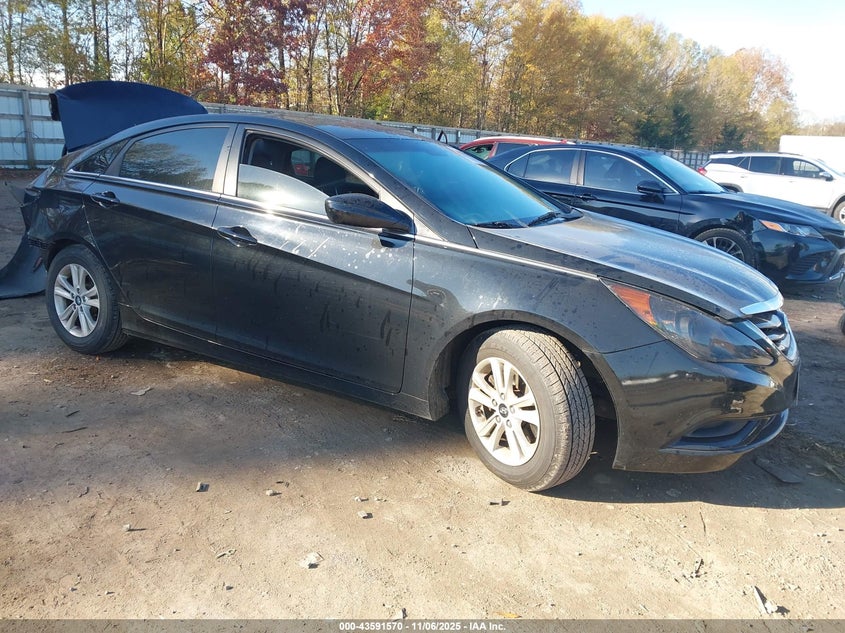 2013 HYUNDAI SONATA GLS - 5NPEB4AC0DH784575