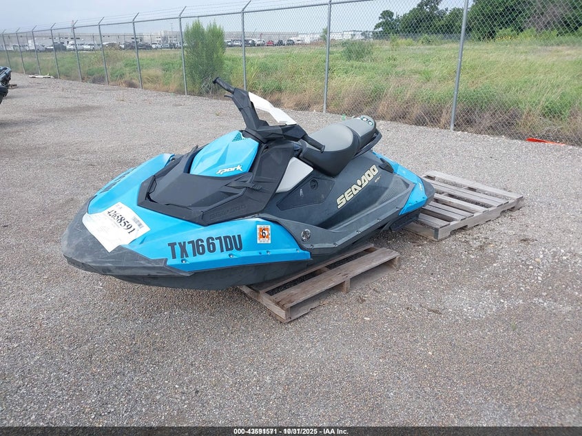 2017 Seadoo Spark null null null YDV79022D717 photo #3