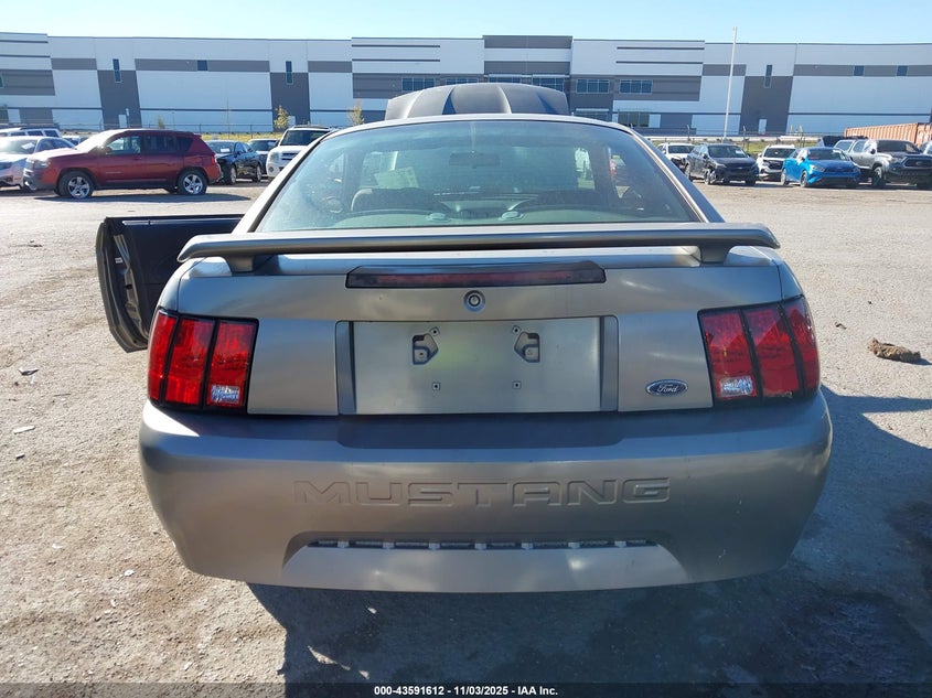 2002 Ford Mustang VIN: 1FAFP404X2F242476 Lot: 43591612