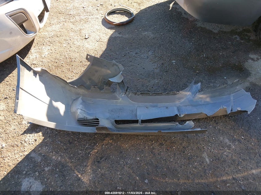 2002 Ford Mustang VIN: 1FAFP404X2F242476 Lot: 43591612