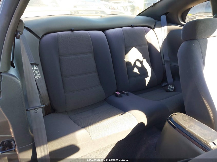 2002 Ford Mustang VIN: 1FAFP404X2F242476 Lot: 43591612