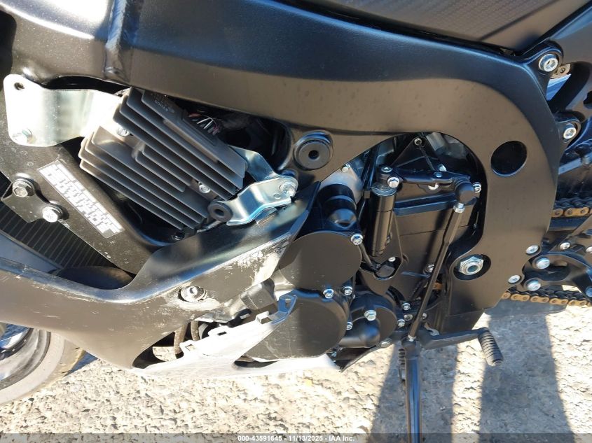 2025 Suzuki Gsx-R750 VIN: JS1GR7MA0S7101074 Lot: 43591645