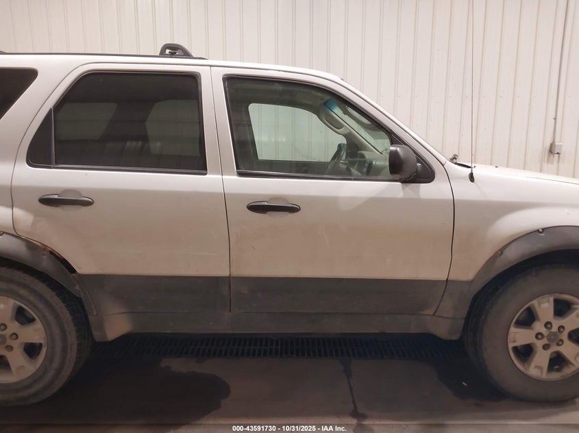 2005 Ford Escape Xlt VIN: 1FMYU93195KA05141 Lot: 43591730