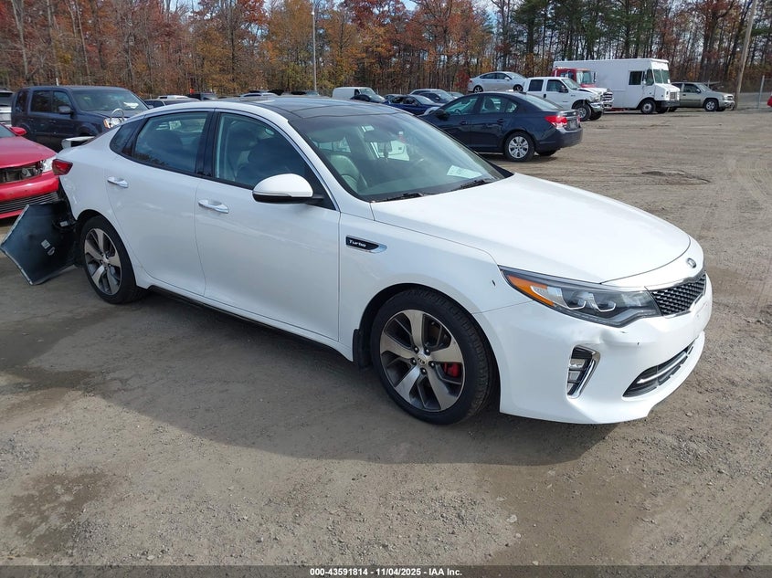 2018 KIA OPTIMA SX TURBO - 5XXGW4L28JG182094