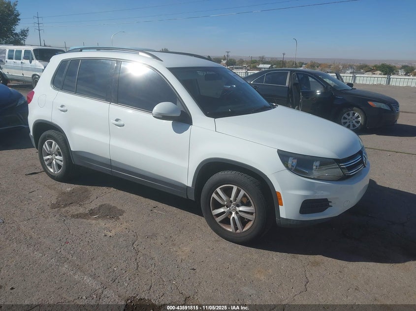 2015 VOLKSWAGEN TIGUAN S - WVGBV7AX2FW611423
