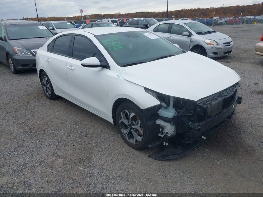 2021 KIA FORTE LXS - 3KPF24AD6ME408853