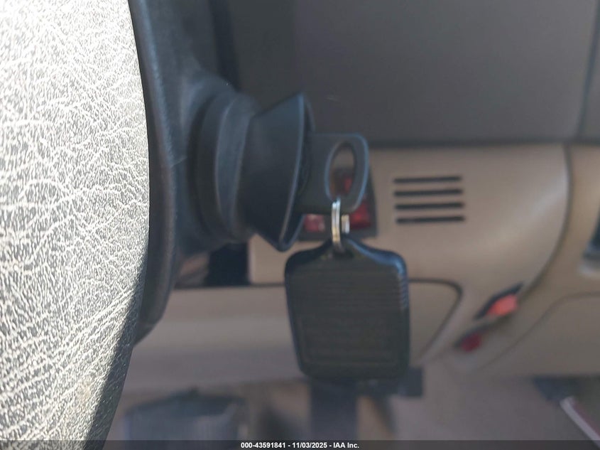 2005 Ford F-250 Lariat/Xl/Xlt VIN: 1FTSW21P85EA64781 Lot: 43591841