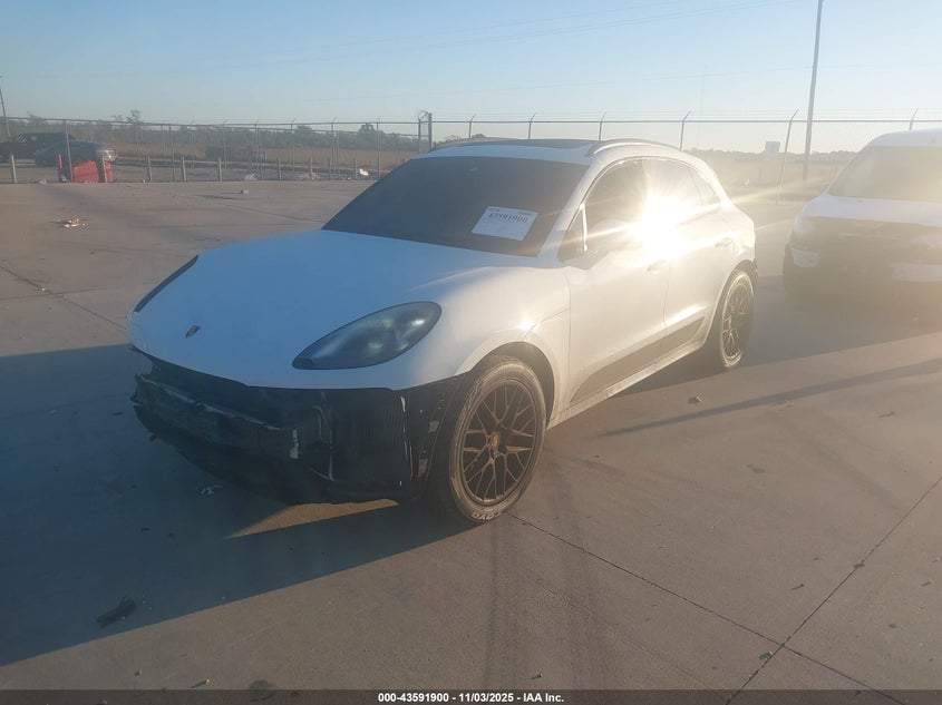 2017 PORSCHE MACAN GTS - WP1AG2A51HLB51850