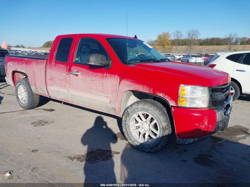 CHEVROLET SILVERADO 1500 LT