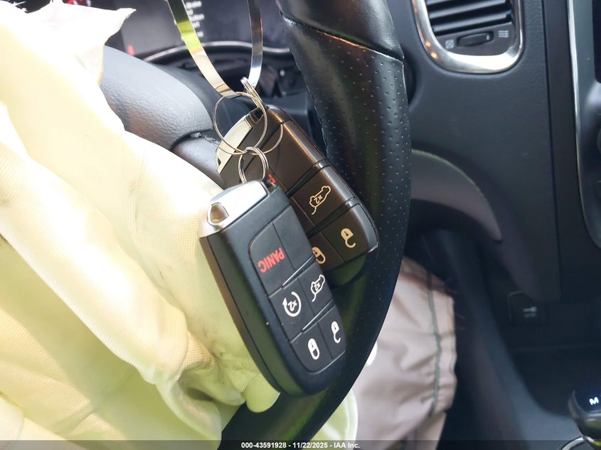 2018 Dodge Durango Gt Awd VIN: 1C4RDJDG1JC228856 Lot: 43591928