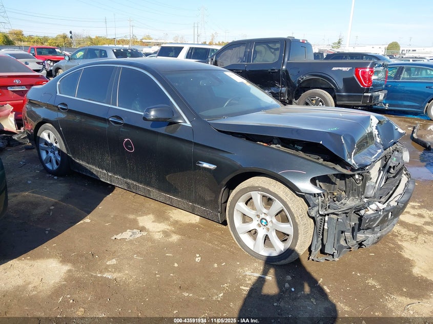 BMW 5 SERIES 550I
