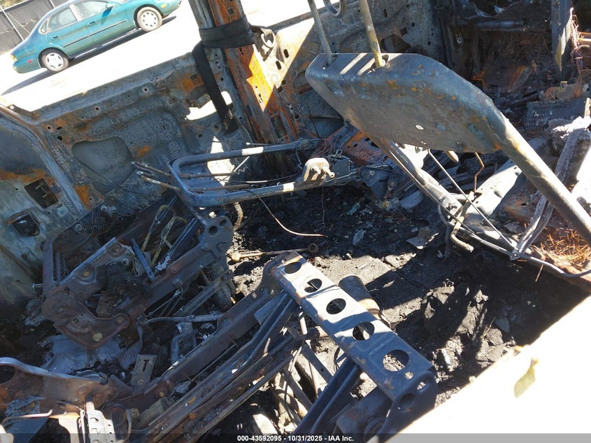 2006 Chrysler Town & Country Lx VIN: 2A4GP44R26R831681 Lot: 43592095