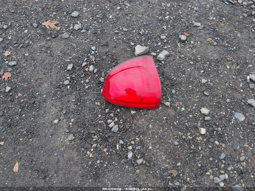 2008 Lincoln Town Car Signature L VIN: 2LNHM85W78X634112 Lot: 43592166