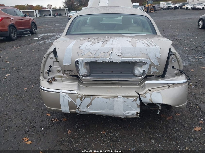 2008 Lincoln Town Car Signature L VIN: 2LNHM85W78X634112 Lot: 43592166