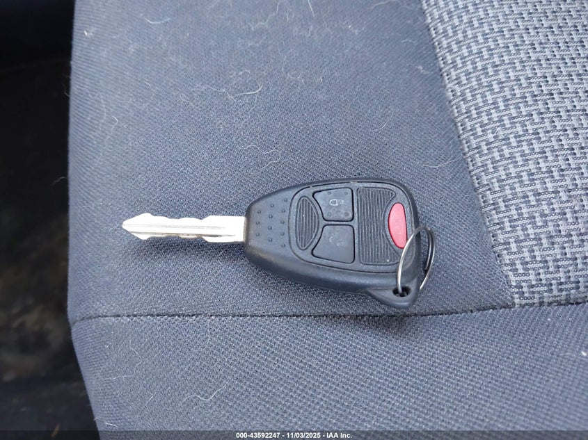 2008 Jeep Compass Sport VIN: 1J8FT47W18D741547 Lot: 43592247