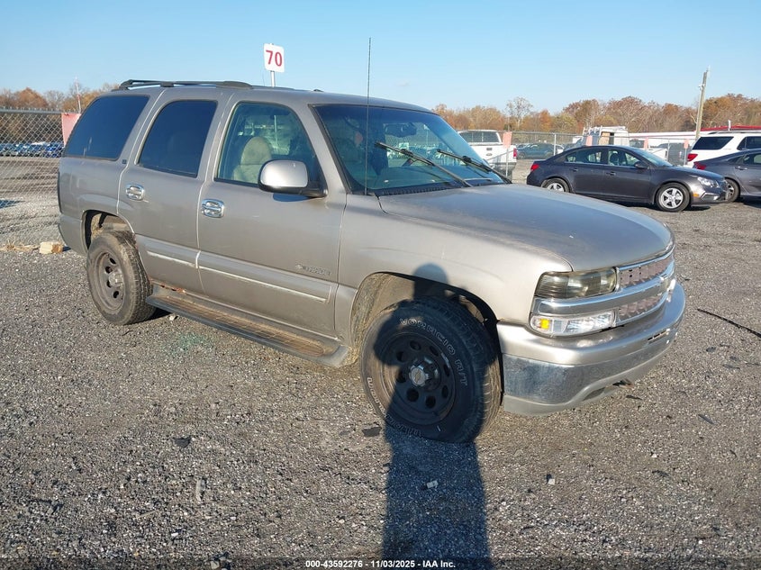 1GNEK13T7YJ164810 2000 Chevrolet Tahoe All New Lt auction photo 1