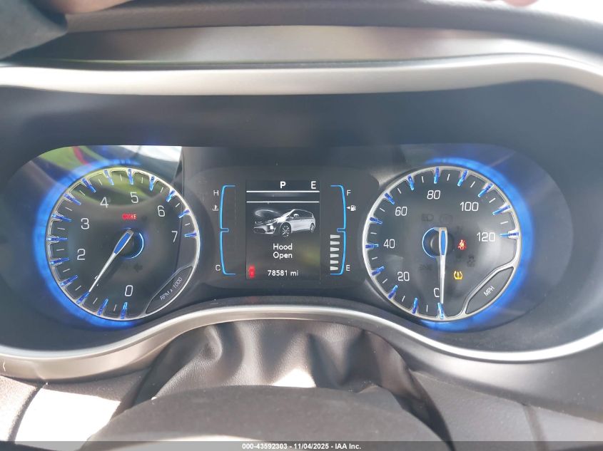 2017 Chrysler Pacifica Touring-L VIN: 2C4RC1BG3HR708789 Lot: 43592303