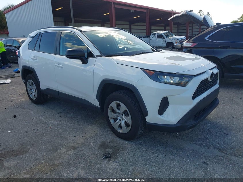 TOYOTA RAV4 LE