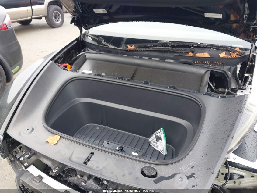 2026 Tesla Model Y Long Range Dual Motor All-Wheel Drive VIN: 7SAYGDED3TA462009 Lot: 43592331