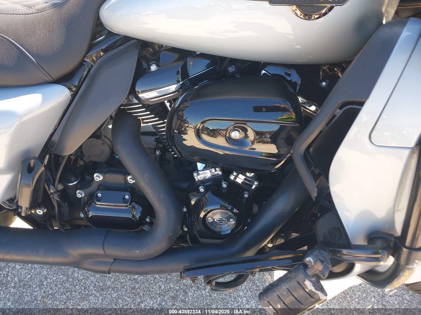 2017 Harley-Davidson Flhrxs VIN: 1HD1KVC2XHB665480 Lot: 43592334